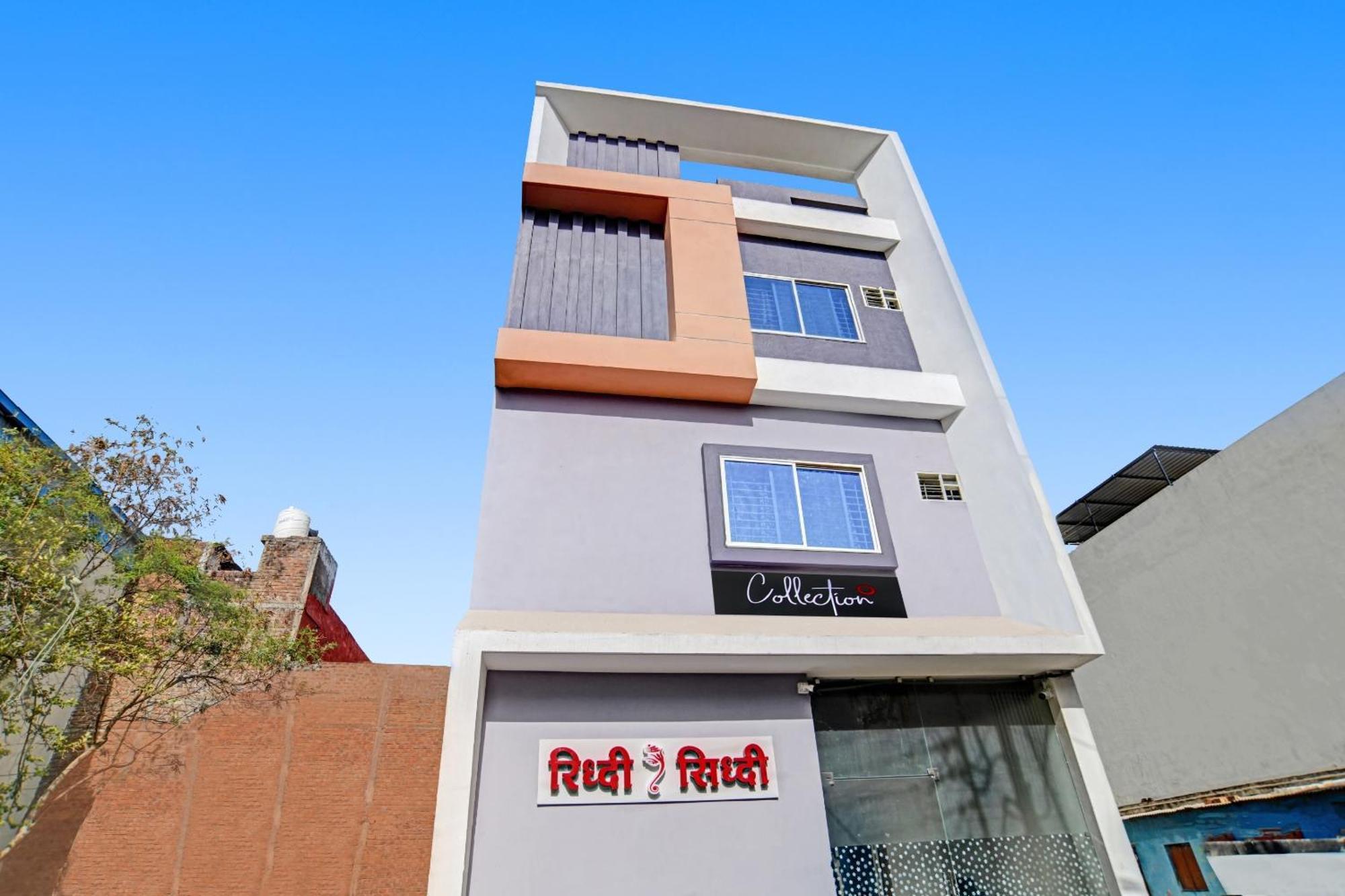 Collection O Riddhi Siddhi Hotell Indore Exteriör bild